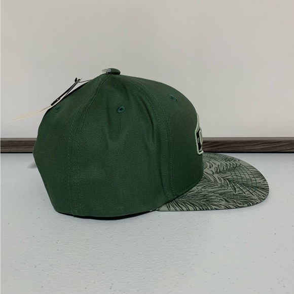 Reef Outrider Twill Flat Bill Hat/Cap-OSFM NWT - Picture 2 of 10